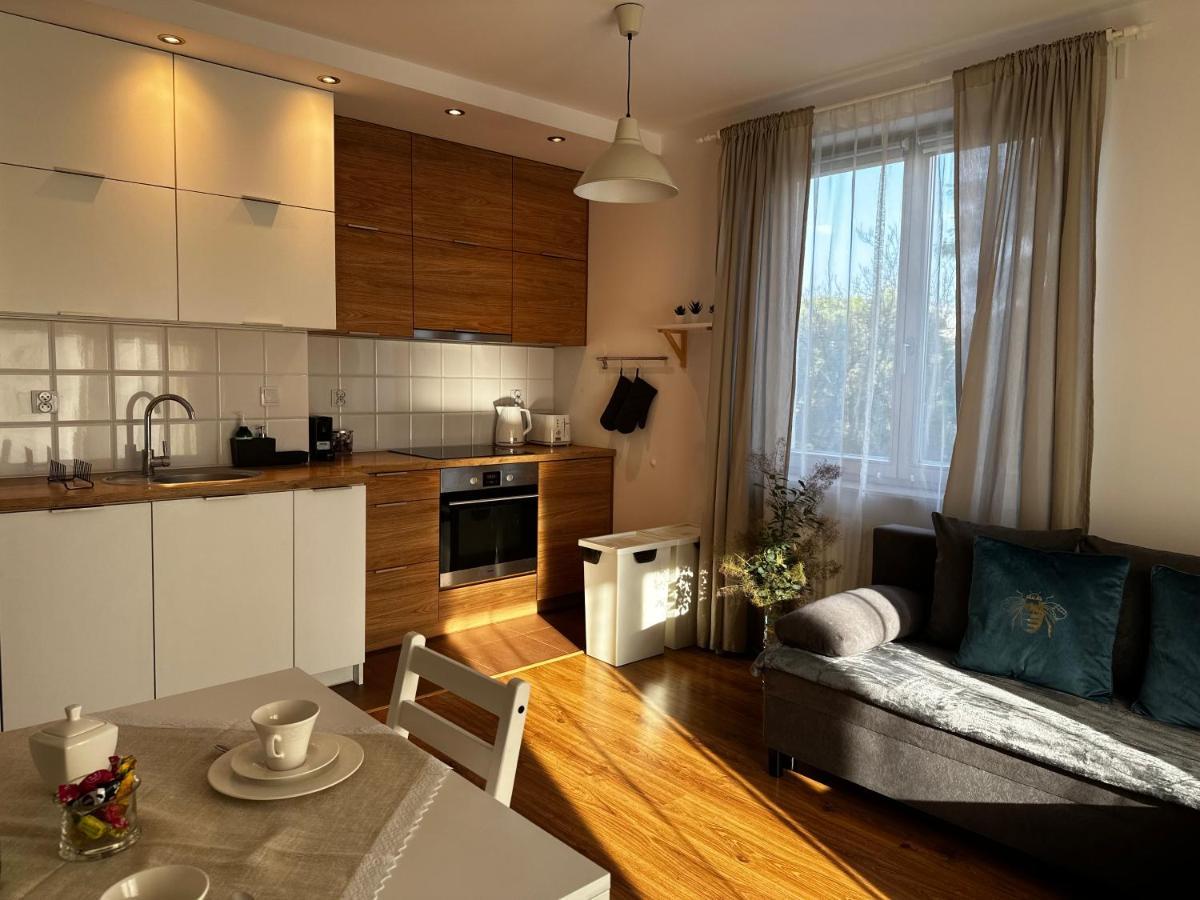 Tresor Pulaskiego Apartments Kraków Exteriör bild